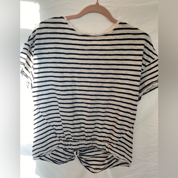 Black and White Striped Knotted Top - Picture 3 of 4